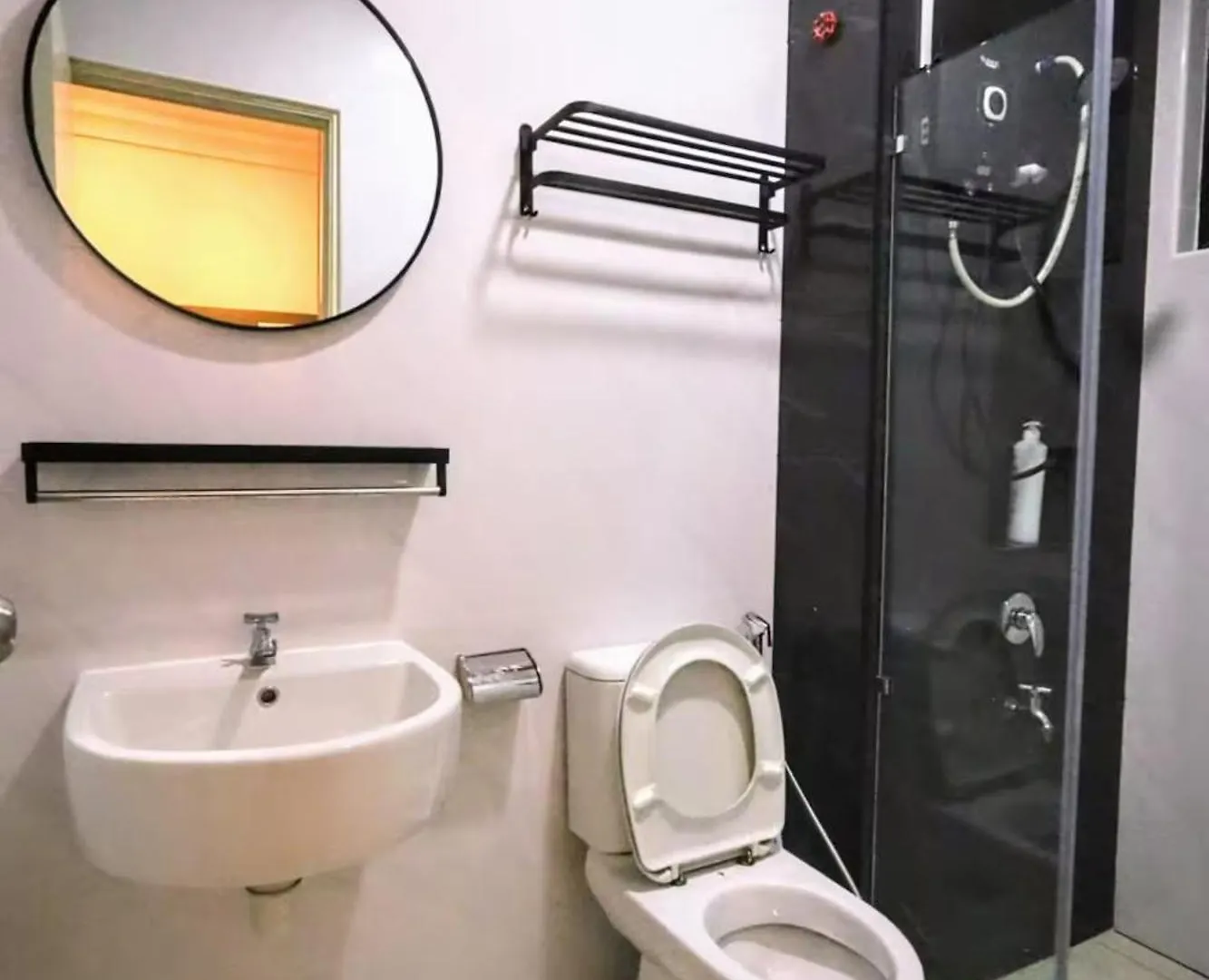 Platino Apartment By Comfort Places Management Johor Bahru 0*,